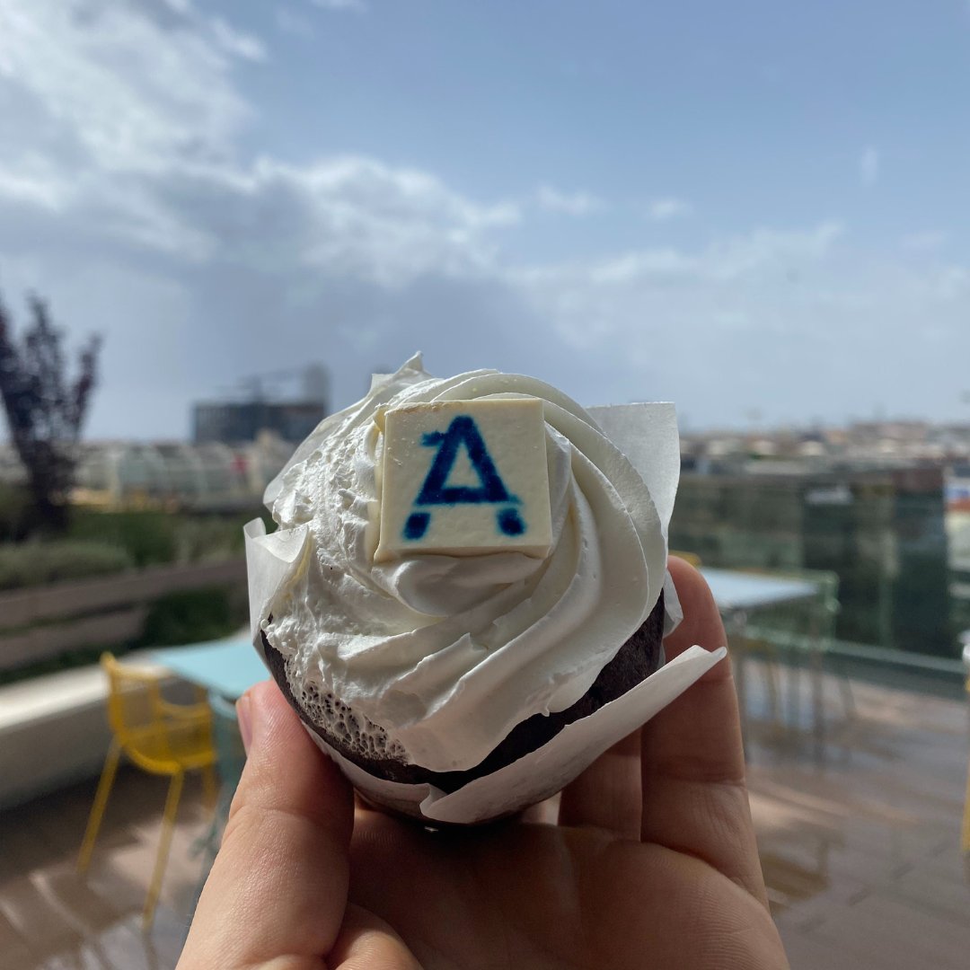 25 June will mark the 1⃣ year anniversary of our #acquisition of eBay Classifieds Group!🎉

Since then we've brought our organisations, systems and people together. To celebrate the hard work and continued #journey we have🧁in some of our offices

<a href="/AdevintaSpain/">AdevintaSpain</a> <a href="/Marktplaats/">Marktplaats</a>