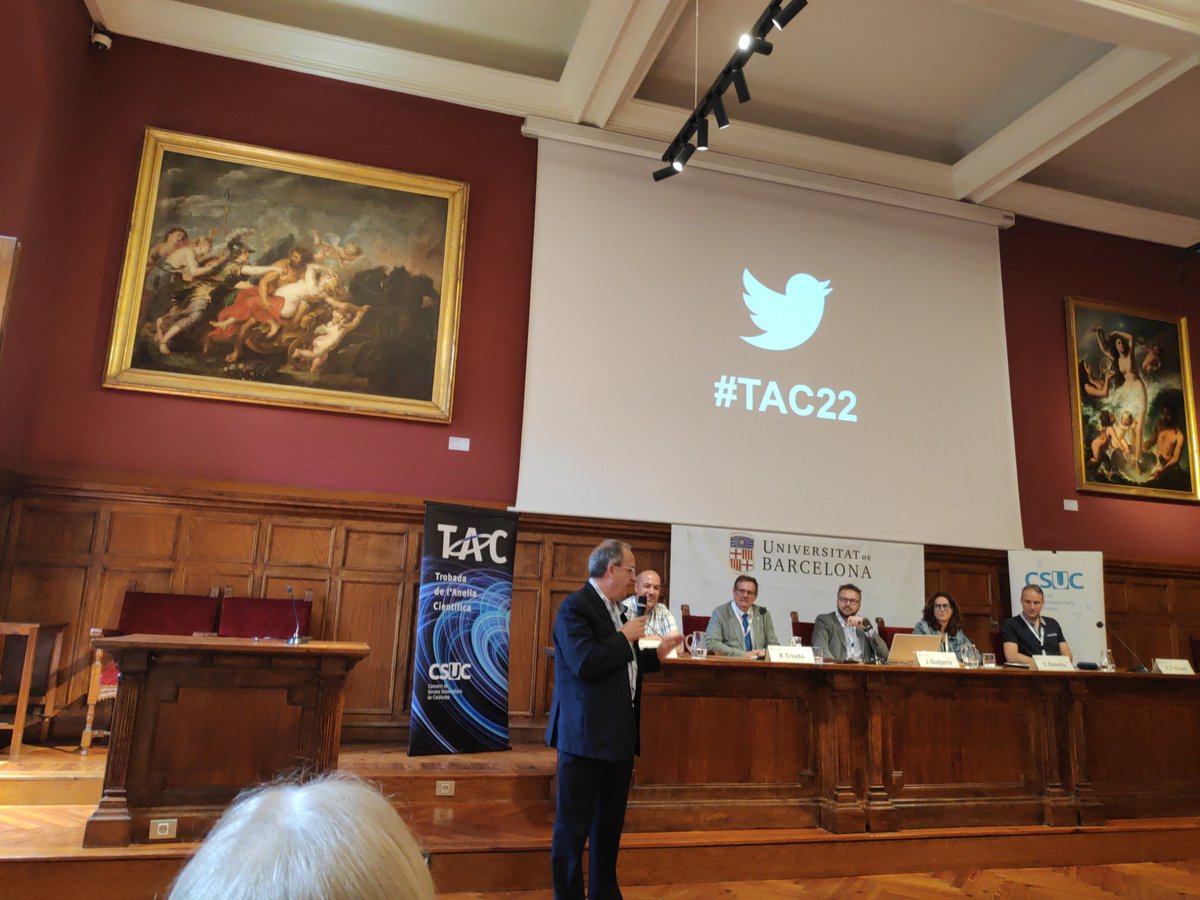 drayamarcos's tweet photo. Assistint a les jornades del @CSUC_info #TAC22 sobre #ciberseguridad . Compartició d'experiències a les universitats i centres de recerca públics. Un plaer assistir i molt bonica l'aula magna de la @UniBarcelona https://t.co/DLT2exppx4