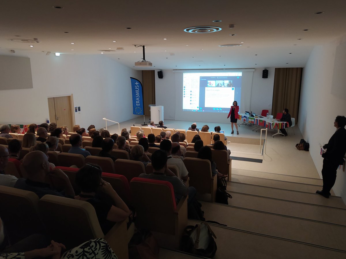 1er congrès européen de l'enseignement des mathématiques #PEER2FORMATHS à la médiathèque Chalucet, puis au lycée Anne-Sophie Pic à Toulon. Dès interventions, des restitutions, des tables rondes !