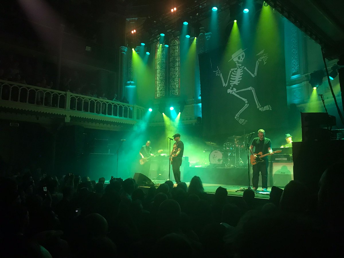 eerd13's tweet photo. Eindelijk. Bijna 3 jaar na het aanschaffen van de tickets.  Weer een top avond beleefd. Social Distortion in de Paradiso. https://t.co/7ubbiFnt6L