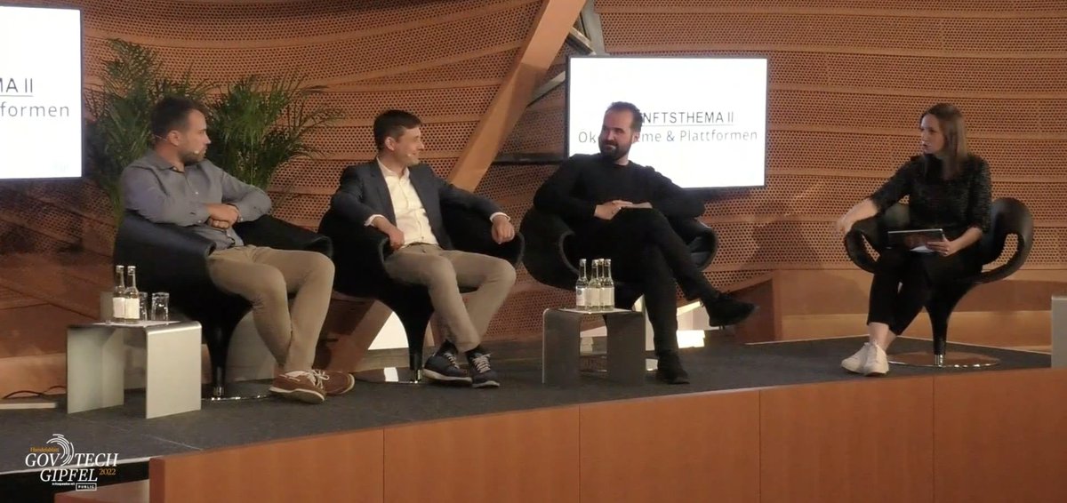 PUBLIC Deutschland tweet media