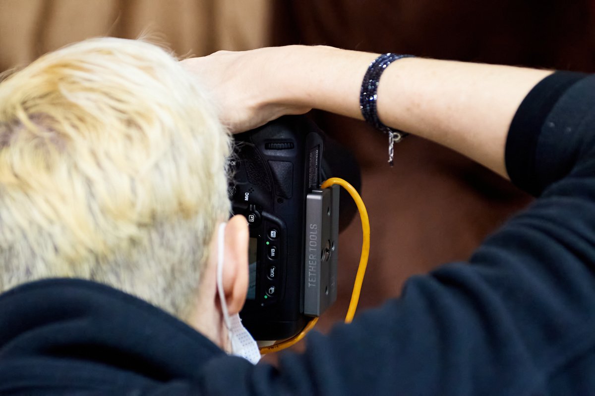 PhotoShelter (@photoshelter) on Twitter photo A <a href="/NikonUSA/">NikonUSA</a> D6, a <a href="/FujifilmUS/">Fujifilm</a> X-T4, a TetherBlock by <a href="/TetherTools/">Tether Tools</a>, a <a href="/wacom/">Wacom</a> tablet and a <a href="/ChimeraLighting/">ChimeraLighting</a> softbox are some of the tools and camera gear often used at Rachel Neville Studios. 📸
What's one piece of gear you can't live without? A <a href="/NikonUSA/">NikonUSA</a> D6, a <a href="/FujifilmUS/">Fujifilm</a> X-T4, a TetherBlock by <a href="/TetherTools/">Tether Tools</a>, a <a href="/wacom/">Wacom</a> tablet and a <a href="/ChimeraLighting/">ChimeraLighting</a> softbox are some of the tools and camera gear often used at Rachel Neville Studios. 📸
What's one piece of gear you can't live without?