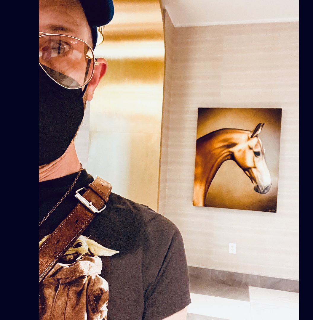MichaelLeonhart's tweet photo. I call this:
“Hotel Lobby Art — Atlanta, Georgia” (2022)
‘Nuff said…
#classystuff
#horses
#steelydan #live #tour
#selfportrait https://t.co/2MYd8TWe2u