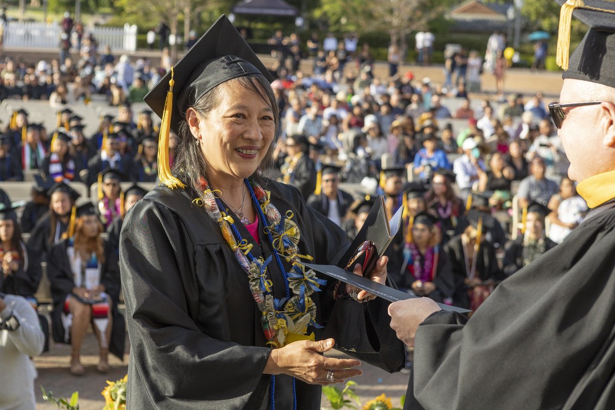 SDCCEEDU's tweet photo. Congratulations San Diego College of Continuing Education Graduates! It was an honor to celebrate you. Download and share your photos:
https://t.co/pYQXzNvOkt #SDCCEGRAD https://t.co/ABRmNp2J6D