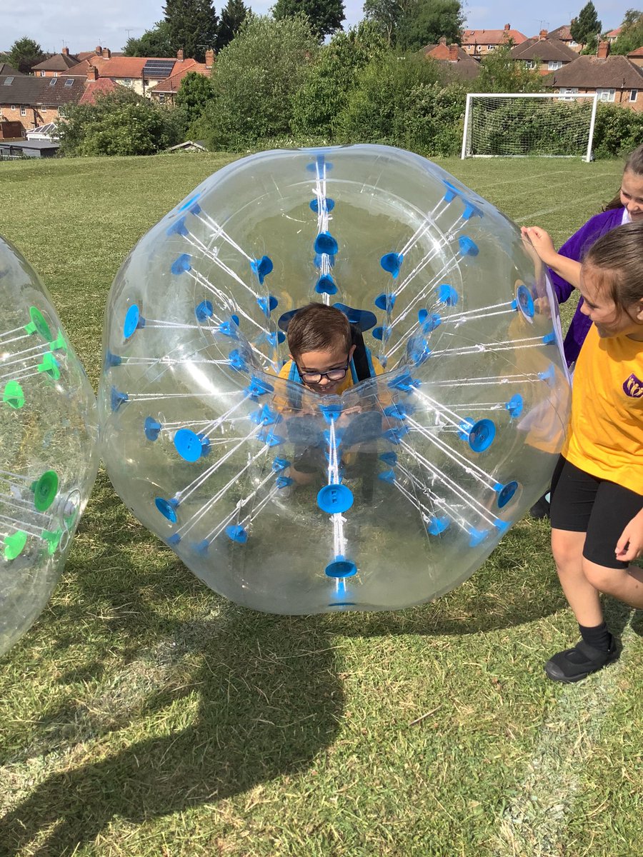 amberEPS's tweet photo. Yesterday we enjoyed zorbing as part of our sports week activities! @PrimaryElaine @PE_EPS1 @IPAT_Edu @active_sh https://t.co/qvFf1CdijP