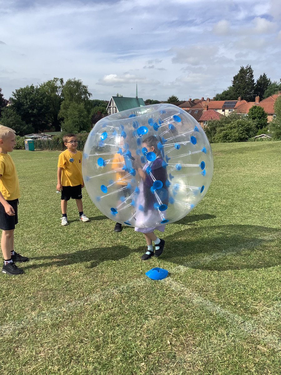 Yesterday we enjoyed zorbing as part of our sports week activities! <a href="/PrimaryElaine/">Elaine Primary</a> <a href="/PE_EPS1/">PE at Elaine Primary School</a> <a href="/IPAT_Edu/">The Inspire Partnership</a> <a href="/active_sh/">SH Active Sports</a>