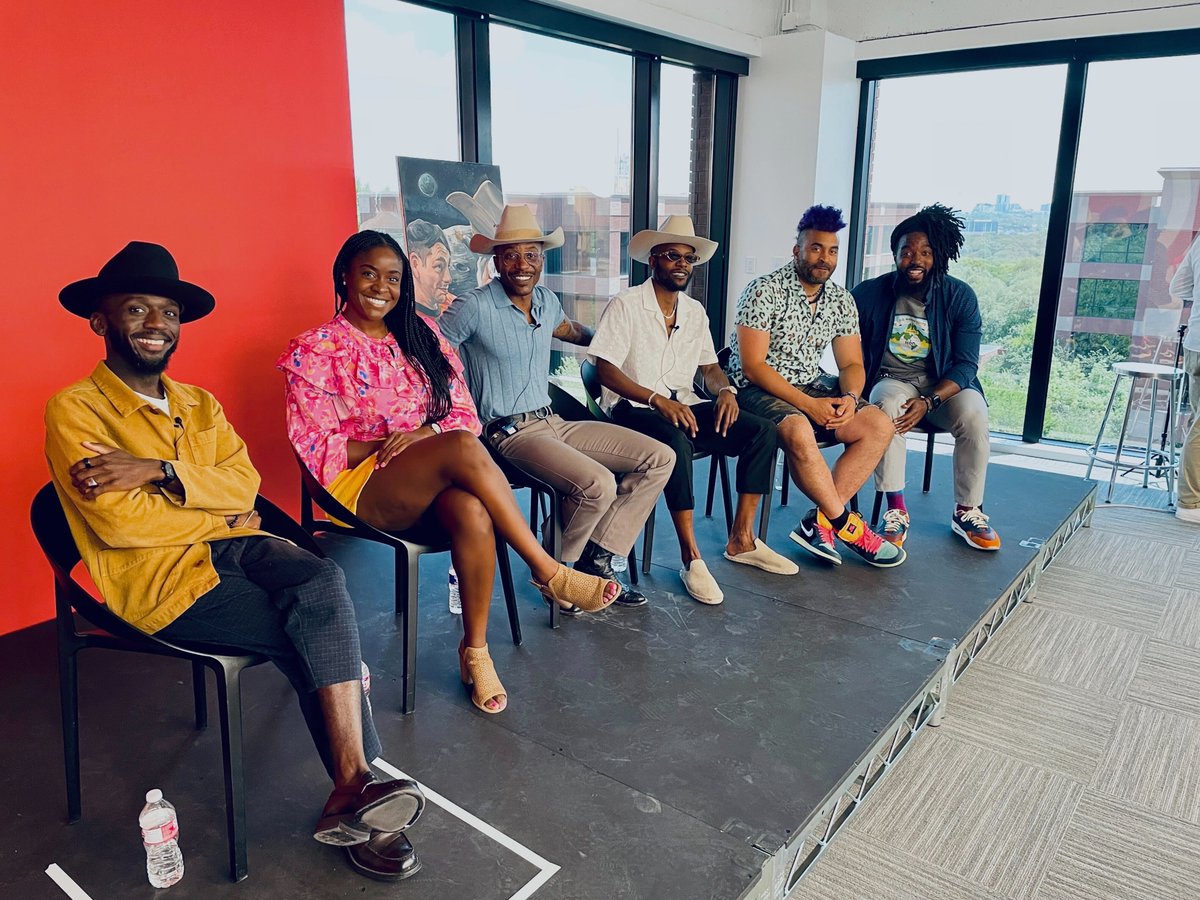 AlertMedia tweet media