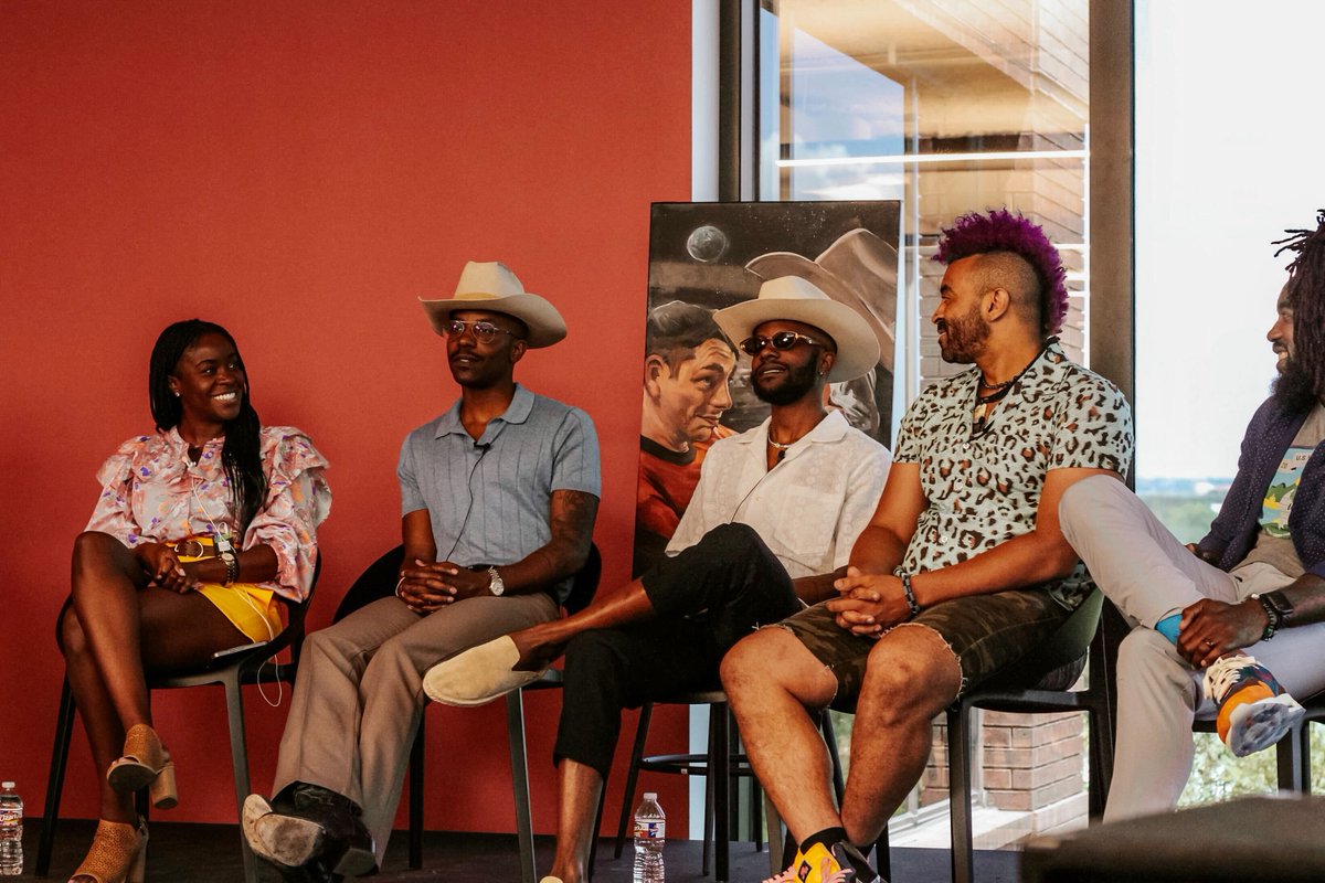 AlertMedia tweet media