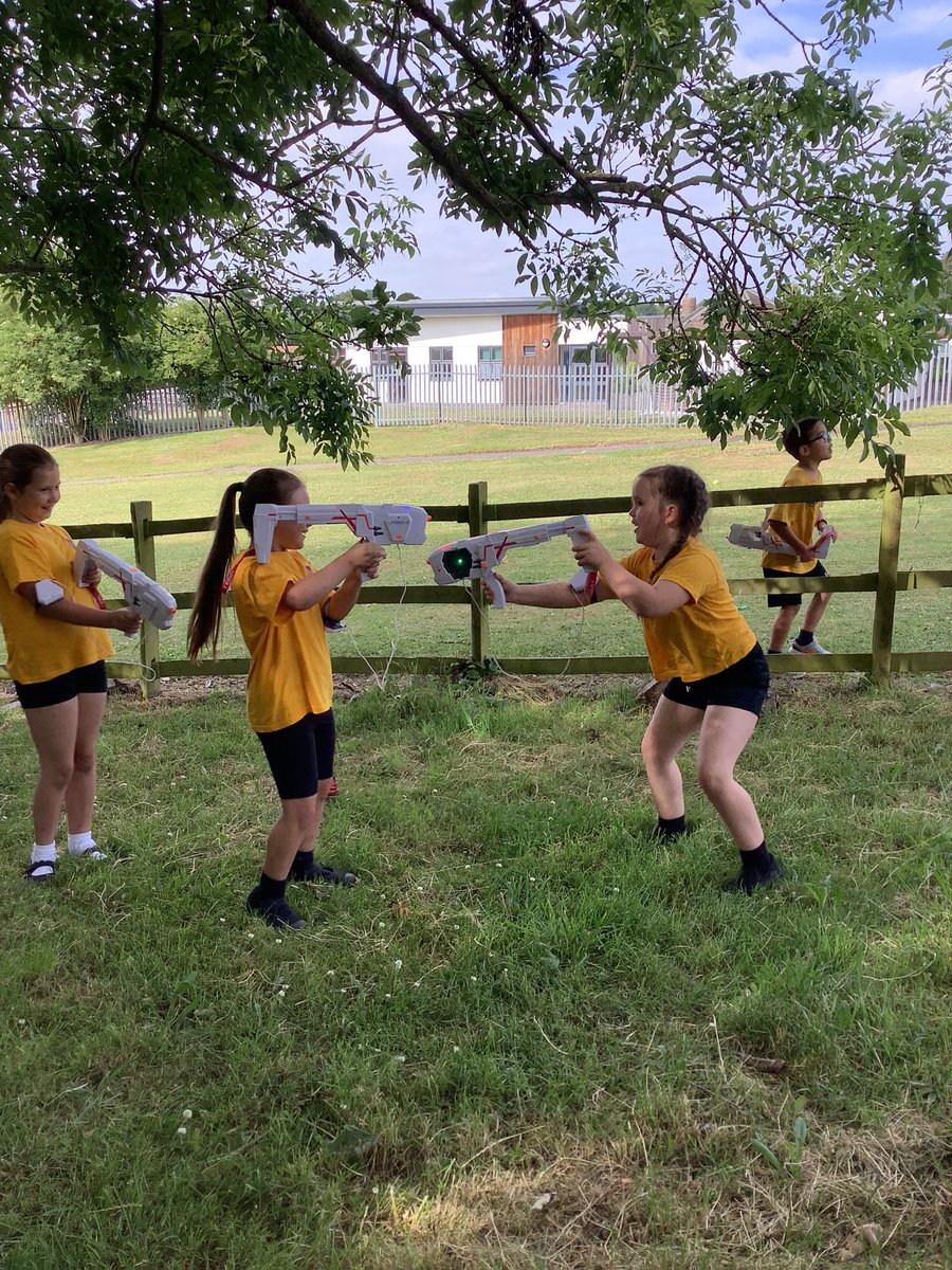 amberEPS's tweet photo. We also enjoyed laser tag as part of our sports week yesterday @PrimaryElaine @PE_EPS1 https://t.co/VcpEfANqqw