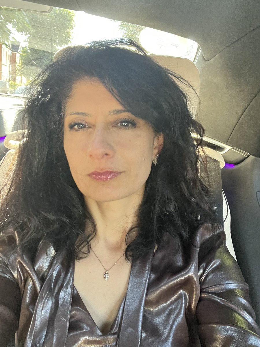 Shaparak Khorsandi شاپرک خرسندی tweet media