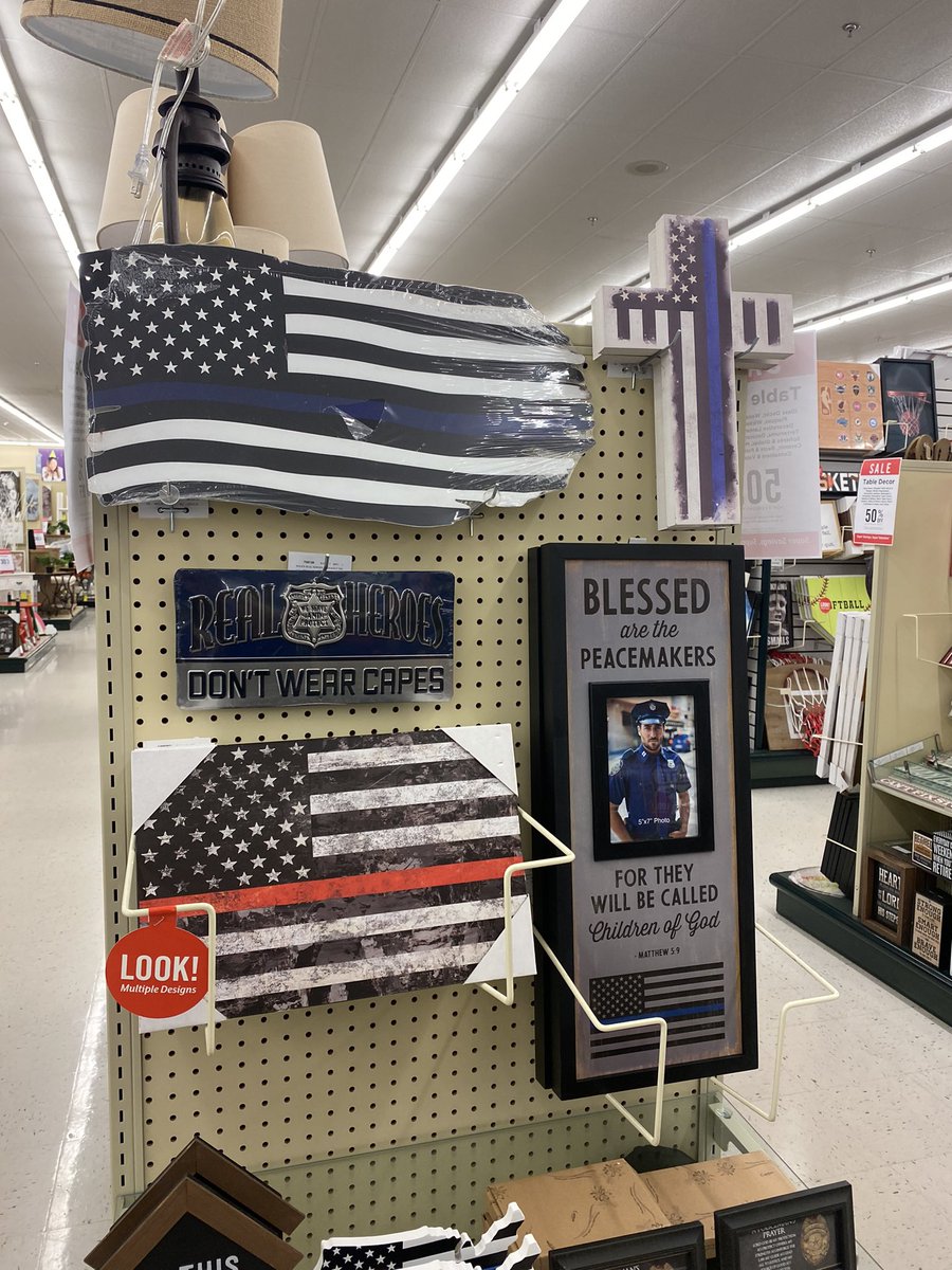 Mariah is Lee-Tired 🌅 tweet media