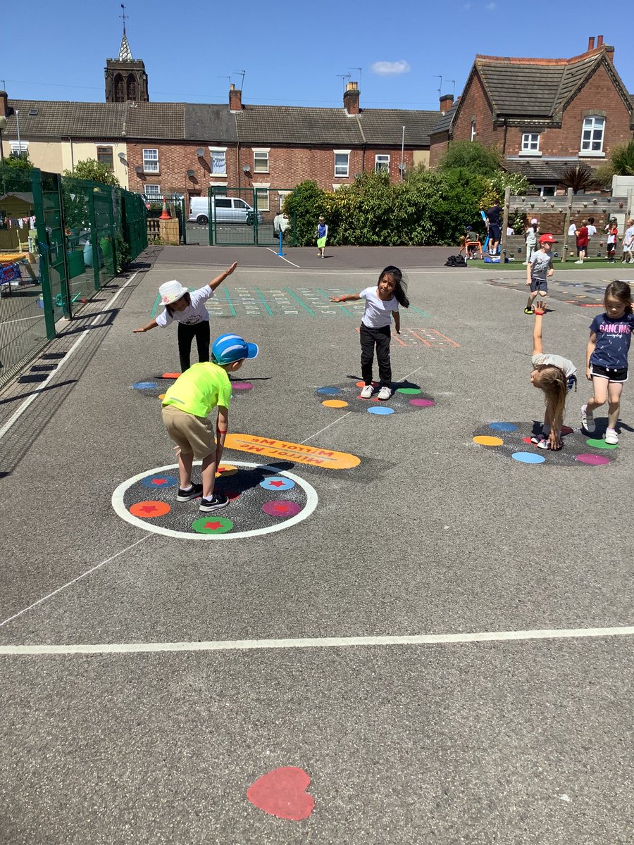 LansdowneInfant's tweet photo. Our mini humans were delighted to use the new playground markings today! It’s certainly brightened up our playground and added to the fun of sports week 😊 thank you @Mrs_LPreston for organising it ❤️ #workhardbekindchoosewisely #deferrerstrust https://t.co/nWq4JtLGAo