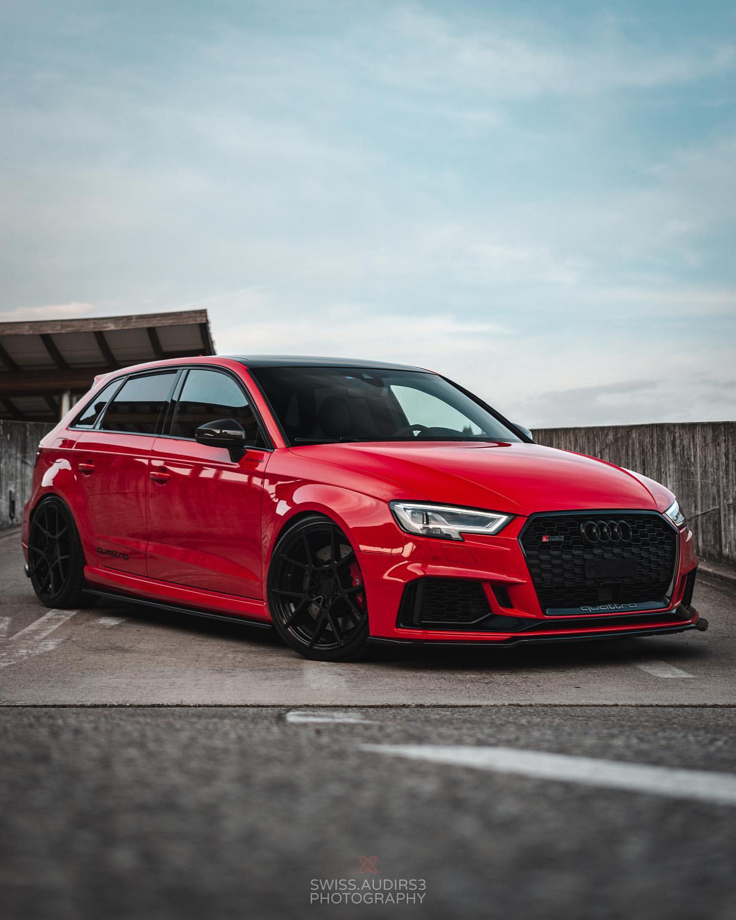Audi RS3 https://t.co/JxukS5o302