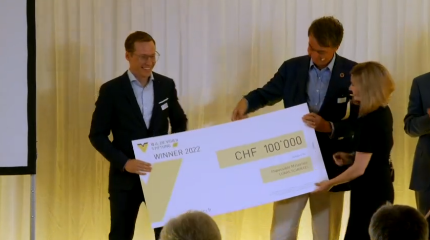 DeVigier's tweet photo. WINNER 1: #Impossible Materials wins a #devigier Award! Congratulations, @SchertelLukas and team!
@BRIDGE_funding  @cic_vc @VignoliniLab https://t.co/Fw12saCtE2