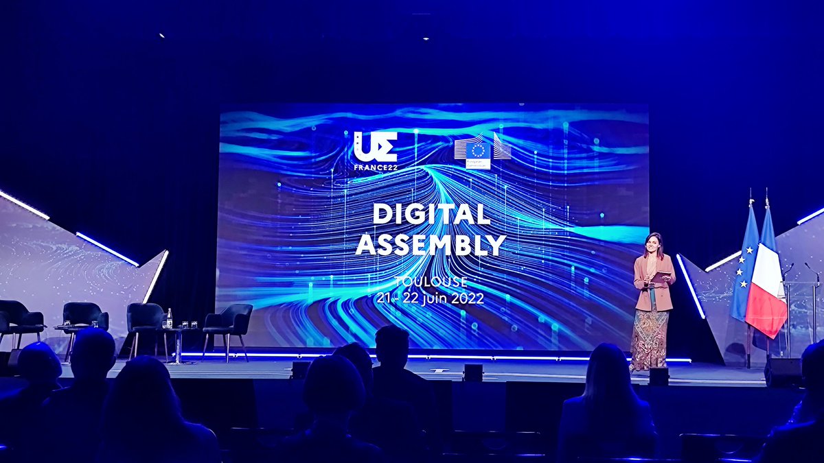jrlopezbenito's tweet photo. Vuelvo acasa totalmente renovado 🔋 tras dos días en la #Toulouse #DA22eu #DigitalAssembly2022 Conferencias, grupos de trabajo, netwoking, lunchs... con nuevos retos e ideas motivantes para desarrollar 🚀 @EU_Commission @Europe2022FR https://t.co/H4dqiB6ybW