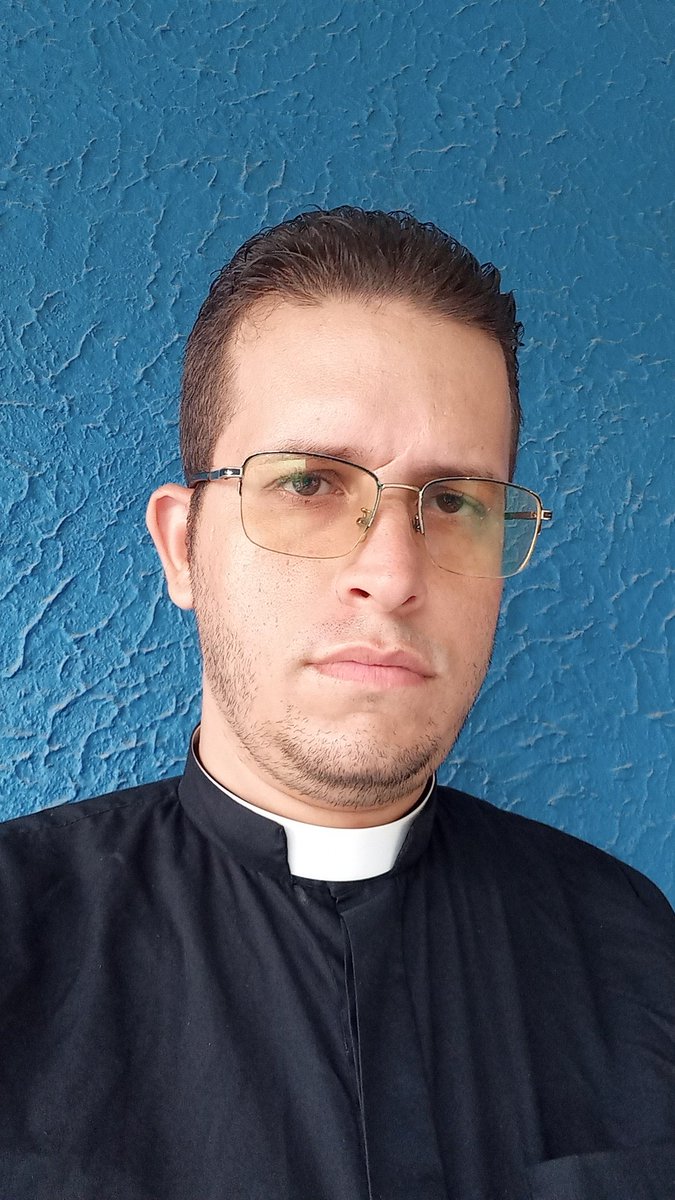 Padre Jonathan Núñez tweet media