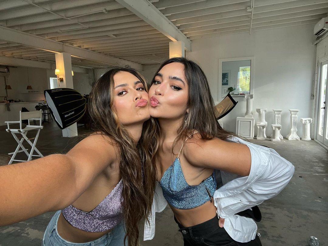 cachersociety's tweet image. RT = 1 VOTO 🗳️

#PremiosMTVMIAW #MTVLAPODCASTBILATERAL #MTVLACREADORGLANITTA #MTVLAARMARIA #MTVLACOLABJUANAURONIBAI #MTVLAICONOTWINS