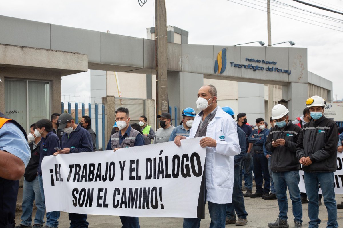 Estamos a favor del diálogo y las oportunidades para todos.¡El Ecuador necesita trabajar! 
#DialogoEsElCamino #ParoNacionalEc2022   #ParoEcuador2022 #EcuadorQuierePaz

<a href="/cipemec/">Cámara CIPEM</a>
<a href="/tomebamba/">La Voz del Tomebamba</a>
<a href="/ApenaAlfredo/">Alfredo Peña Payro</a>