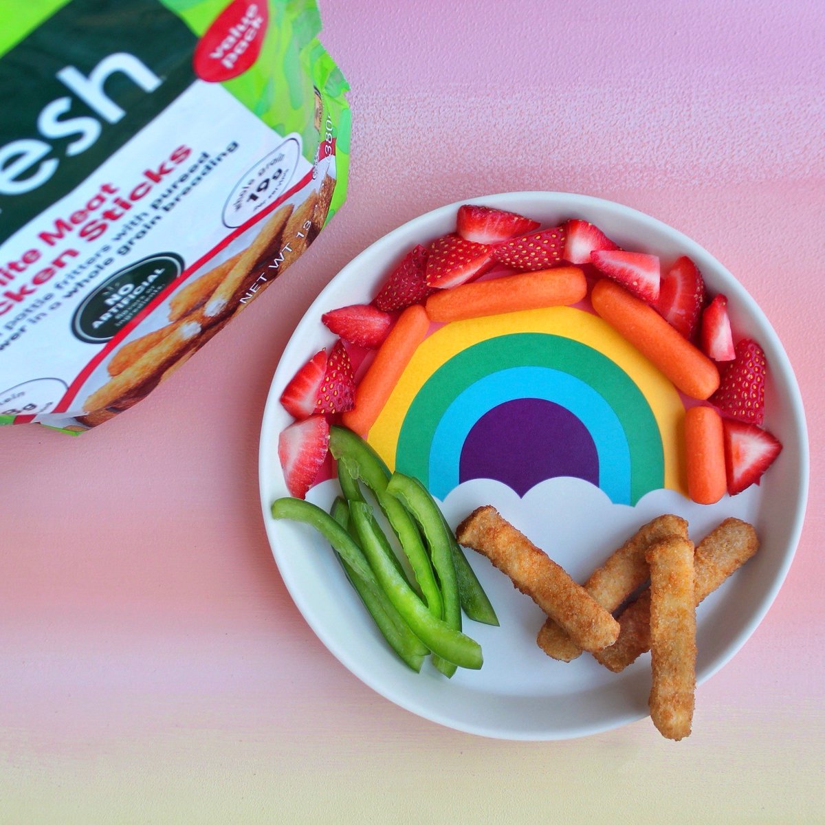 KidfreshFoods's tweet photo. Celebrating all families, this pride month and always 🌈 https://t.co/BmySEYWM4a