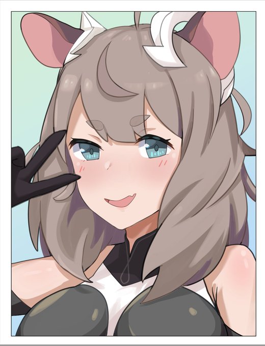 顔写真描いてました。
需要あるか分かんないけど、ちっちゃくなるので載せときますね 