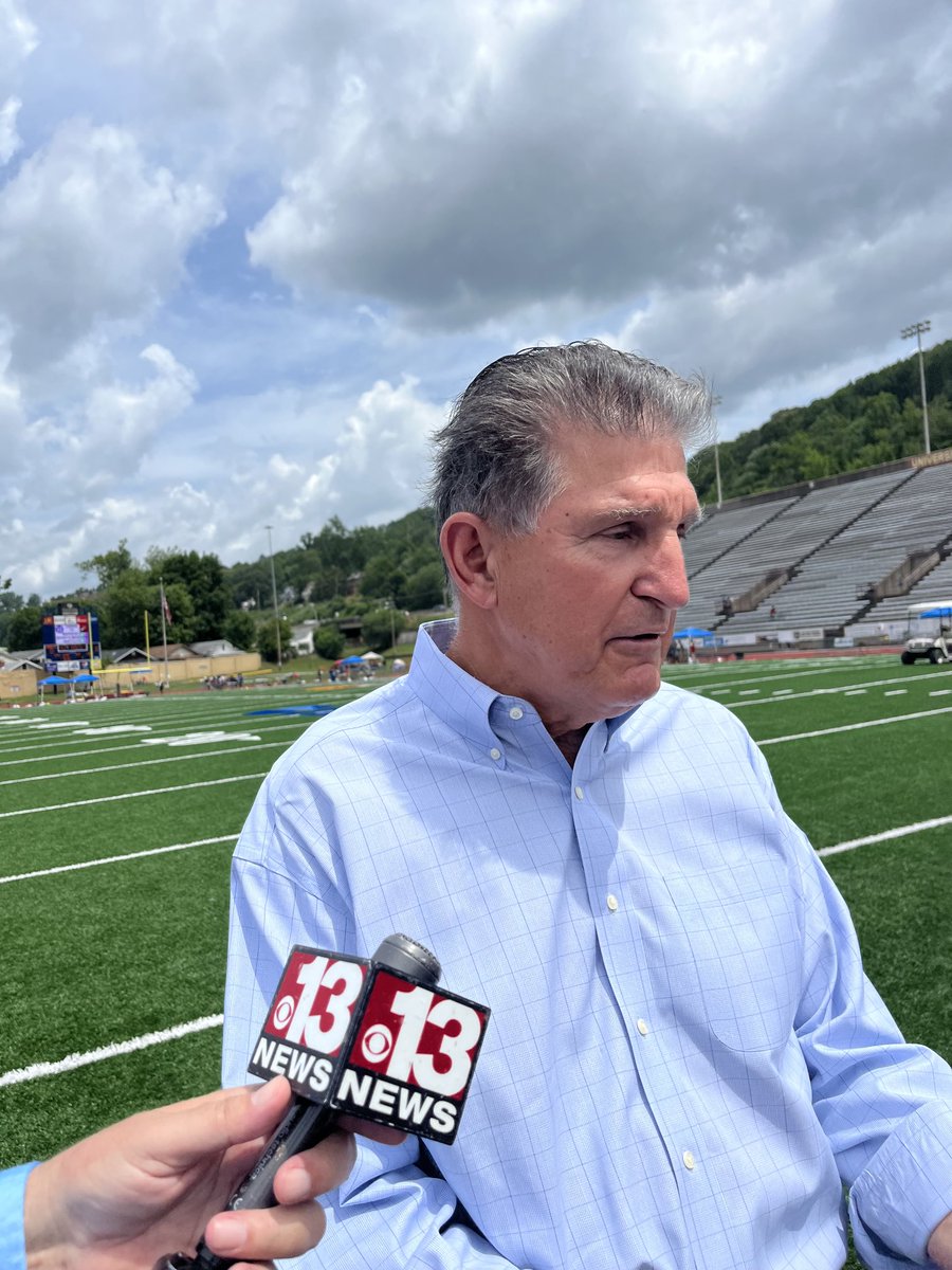 MarkCurtisWOWK's tweet photo. Sen. Joe Manchin’s office confirms he will vote NO on President Biden’s proposed federal gas tax holiday! ⁦@WOWK13News⁩ ⁦@WVTonight⁩ https://t.co/u3YpMGcNn2