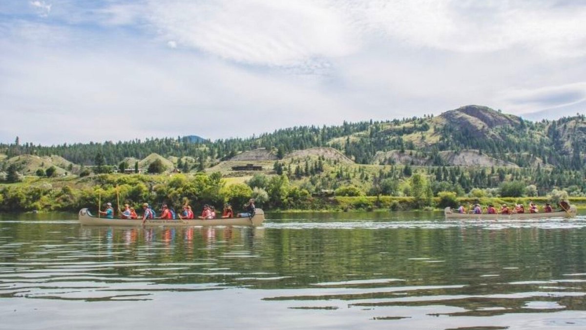 ExplorezSansFin's tweet photo. R3. Il y a tant de cultures autochtones à apprendre à connaître en participant à des expériences touristiques partout au pays. Consultez cet article de @CAN_Indigenous pour connaître les secrets bien gardés et les incontournables! https://t.co/FRWQkq0GNz #CanadaChat https://t.co/wNwNun7ukP