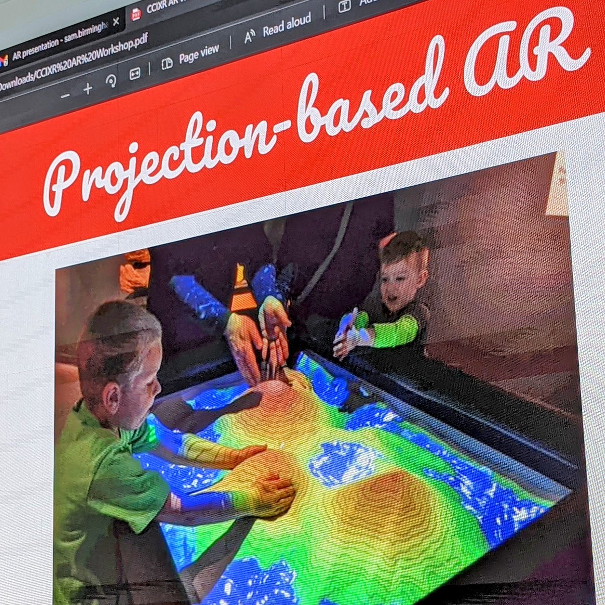 simonpmobbs's tweet photo. Attended two excellent workshops at #UniPortCCIXR led by #Musemio CEO @Olga_Krav4enko. Thoughtful intros to #VirtualReality &amp; #AugmentedReality, application of #DesignThinking principles, immersive demos of the latest tech, idea generation sessions &amp; a quick #mariokartlive race. https://t.co/Uldbf2SXuo