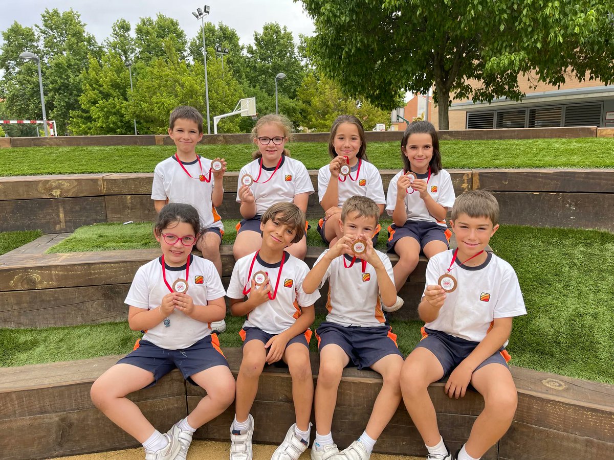 🔸 Se cierra una temporada cargada de mucha ilusión y mucha alegría.

Ha sido un año fantástico donde hemos aprendido todos un montón, disfrutando del deporte que nos gusta, BALONCESTO 🏀 

#somosalborada #baloncestoalborada <a href="/AlboradaColegio/">Colegio Alborada</a>