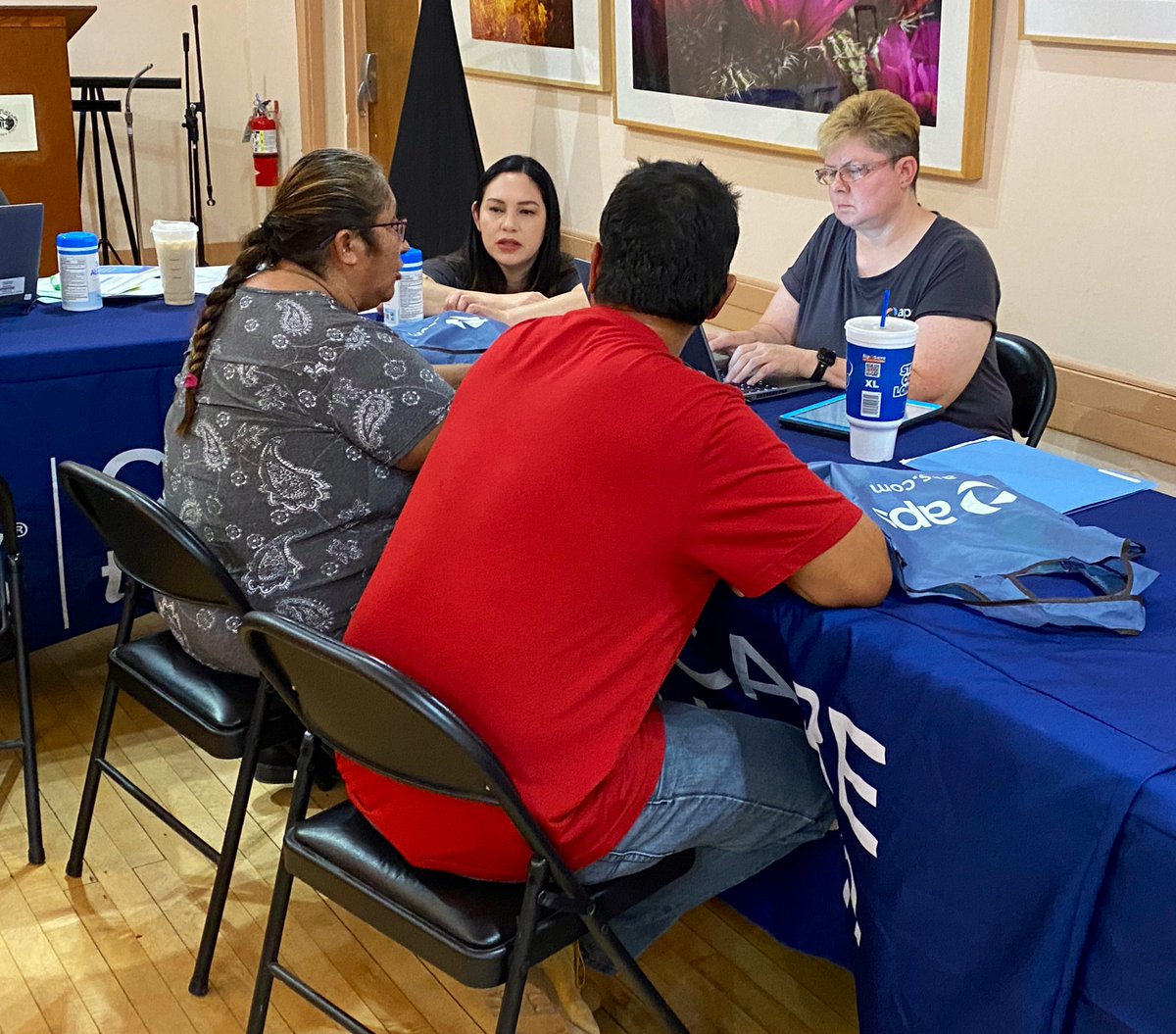 APS_Rich's tweet photo. Customer Open House for @apsFYI customers in @city_globe, Miami &amp; @gilacountygov going on now until 2pm @ Bullion Plaza. Our associates can help you find assistance programs &amp; other money saving options. @CPLCdotORG &amp; Gila County CAP also here to help! https://t.co/yqb6LfhwSG