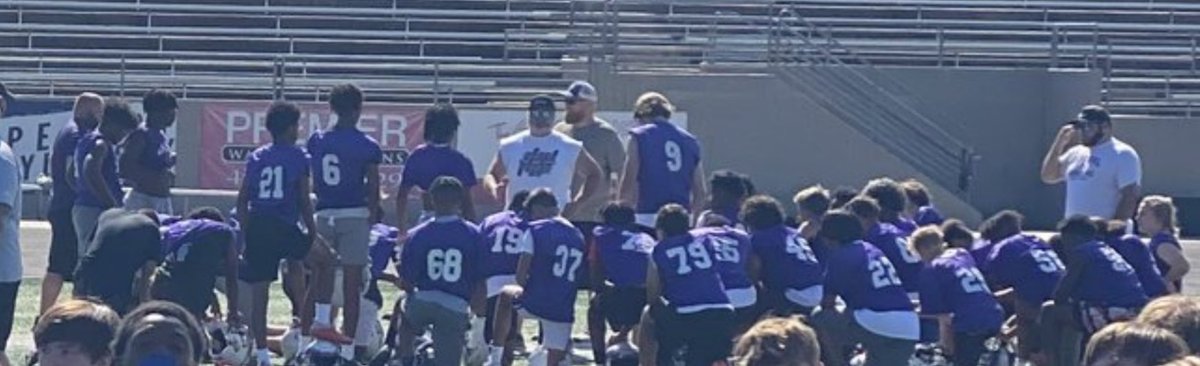 JasonPietramale's tweet photo. Proud of this @OPSCHSFB team and how they compete and have bought in this summer! #TeamFirstAlways #TEACH #DowntownProud #Eagles π¦
https://t.co/HrhptwMx3e