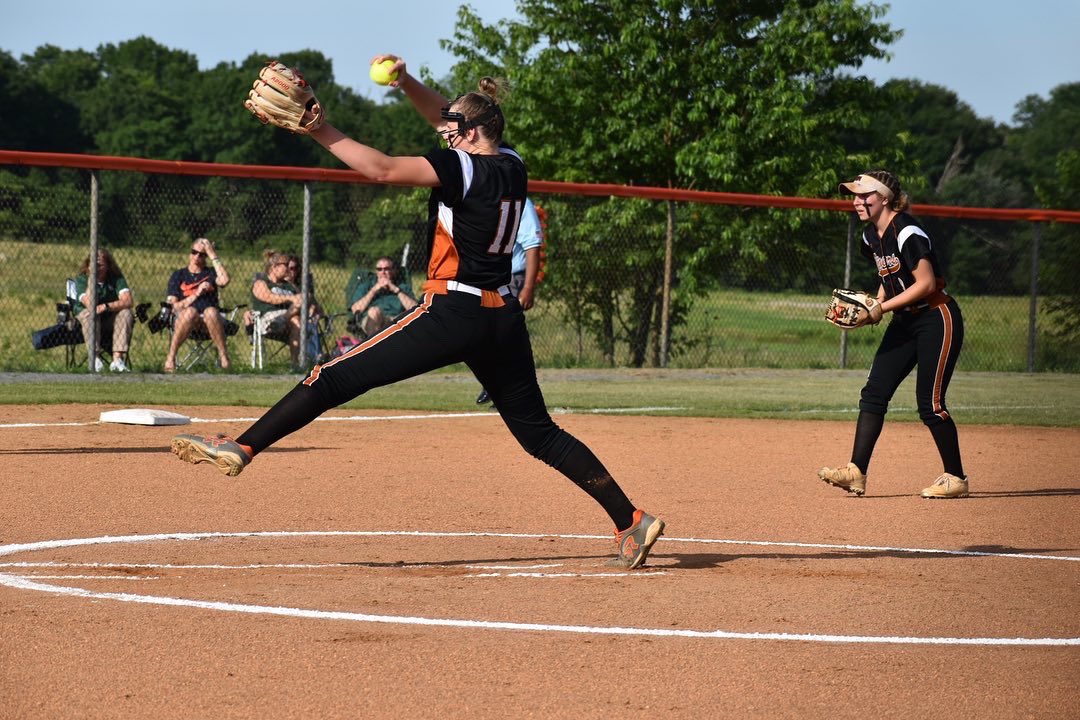 So blessed to be second team all state pitcher!! Congratulations on everyone who got selected!! @IHartFastpitch @jmrw20 @BBOS_Nation @BdhsSoftball @Los_Stuff @StriveSoftball @LegacyLegendsS1 @CoachNealPT