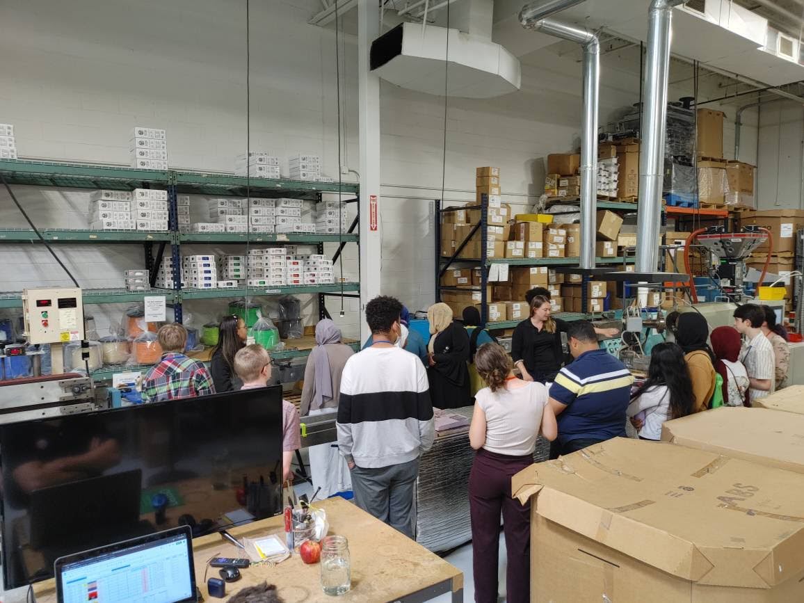 IC3D_Printers's tweet photo. The @PastFoundation toured #IC3DPrinters today to learn how #3DPrinting can be used across all industries to help #EnableHumanPotential.
#DemocratizingManufacturing #LinkingLearningToLife #STEM #STEAM #WorkforceDevelopment https://t.co/DdYjjxwXep