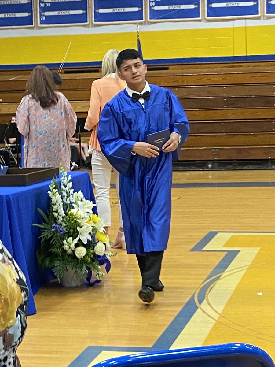 mrs_bESL's tweet photo. Congratulations! RBS class of 2022! You’ll do great at BHS! https://t.co/gDuEiRVuz0