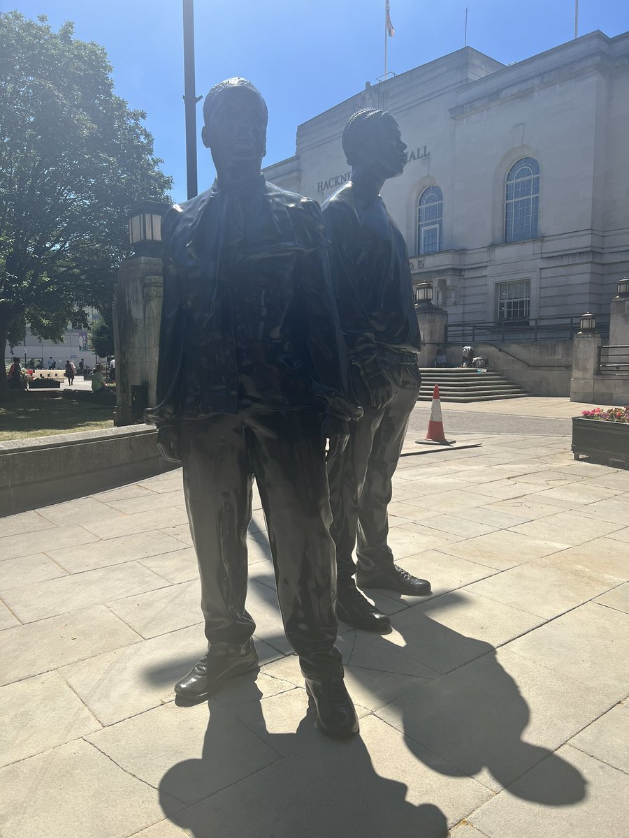 ccarterthomas04's tweet photo. Unveiling of Windrush Warmshores sculptures  (9ft tall) by artist Thomas J Price outside Hackney Town Hall https://t.co/nUyqzp5ztg