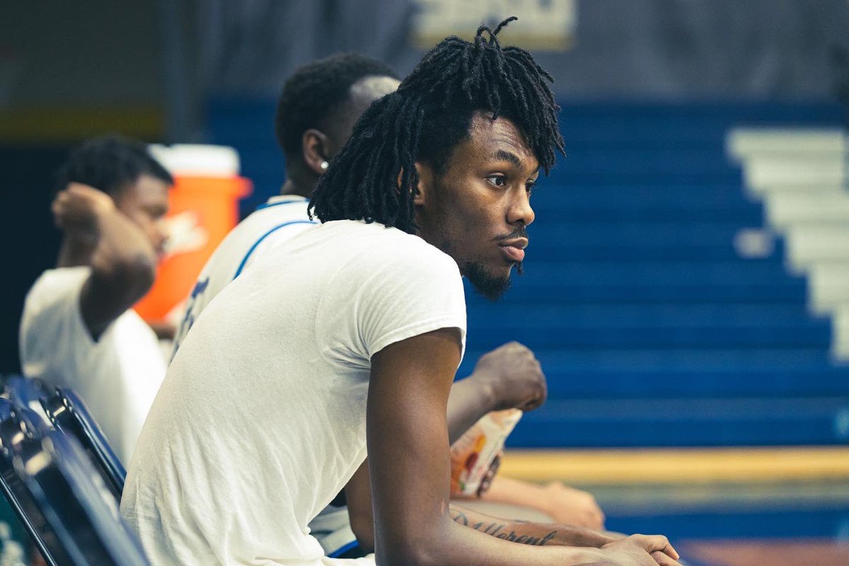 glcc_mbb's tweet photo. First look at some of our new guys. 👀🏀

#CrusaderPurpose // #NoDoubt 

📸: @CamrenClouthier https://t.co/9aygDGduZl