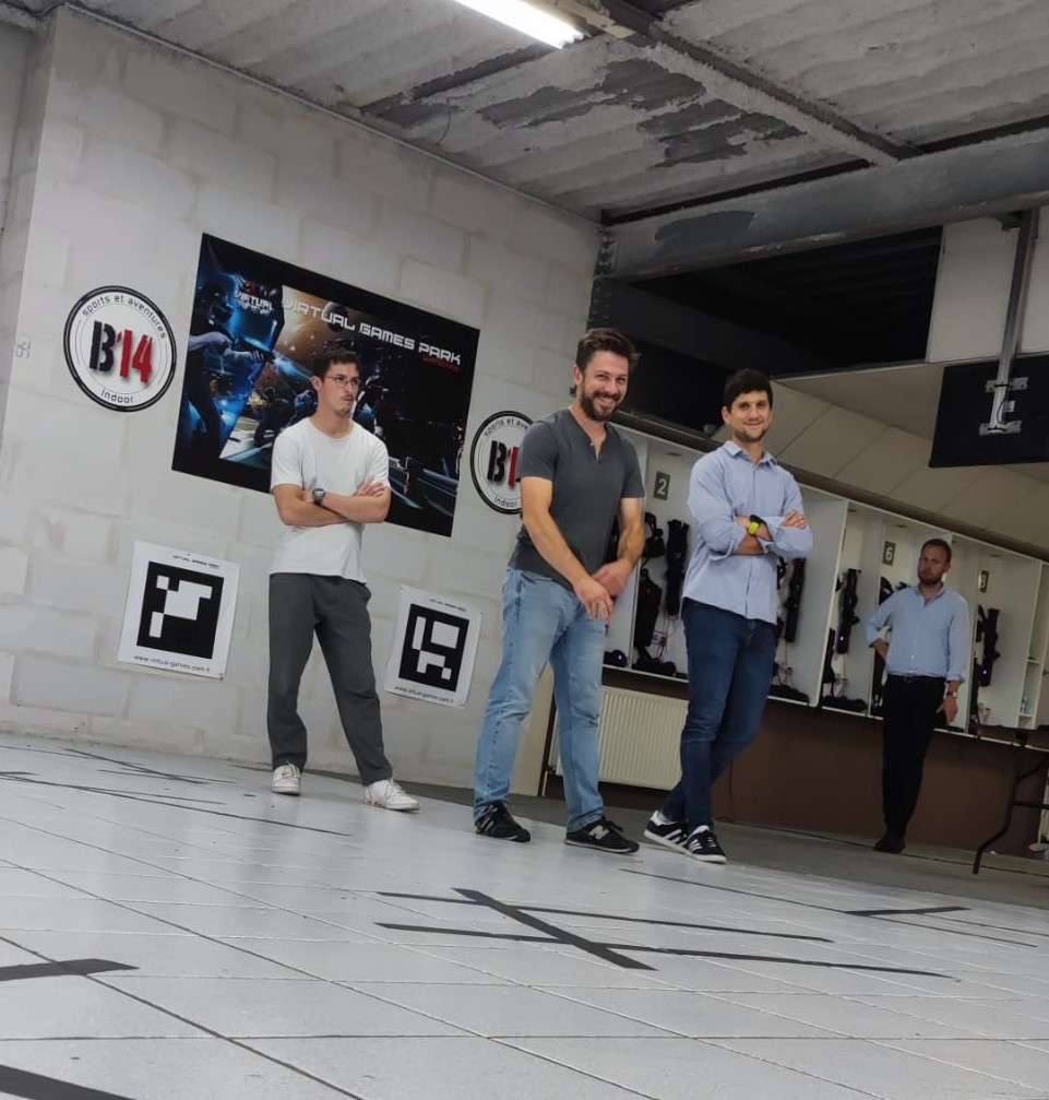 CAYLAR_SAS's tweet photo. Super journée d'évaluation de notre ceinture MTX-Belt dans le cadre du PTD #Centurion. Tests des fonctions guidage et alerte en VR. Merci aux équipes @DGA , Battle Lab Terre, @SafranElecDef et Varonia Systems.

#Centurion #EMAT #AID #DGA #BLT #BattleLabTerre #Innovation #haptics https://t.co/Ti9lnpNakX