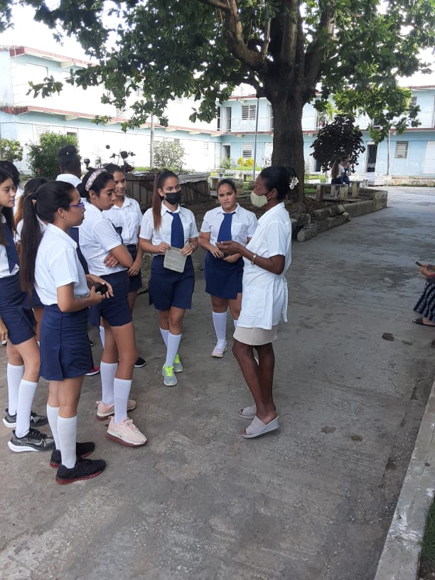 clinica_41's tweet photo. Martí dijo que "precaver es mejor que curar"eso hacen nuestros profesionales promoción y prevencion #cubaporlavida #IsladelaJuventud #Salud https://t.co/tQDcT1vUM9