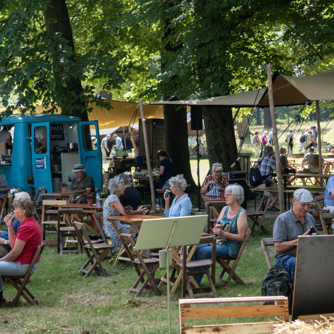 Alvast een terugblik op een prachtig weekend met vele plantenliefhebbers! 🌺🌱 Bedankt voor jullie komst, wij hebben genoten. Wat vond u zelf het leukste onderdeel?

#bingerden #kwekerijdagen #kwekenvoordetoekomst #kwekerij #kwekers  #nurserydays
