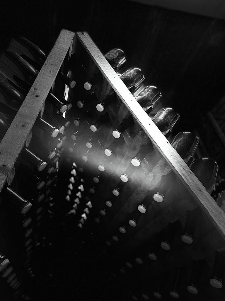 Throwback to the Rosé de Saignee 2019 vintage being hand riddled, as we had such limited volume, to be ready for disgorgement back in March 22 

#englishwineweek #englishwine #everflyht