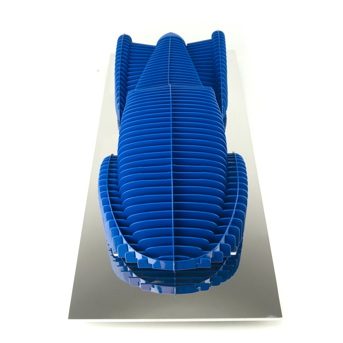 Antoine_Dufilho's tweet photo. 🔷 Bugatti Atlantic Blue 🔷
Bugatti et mon interprétation de la mythique Atlantic en bleu. 
PS: ALREADY SOLD OUT 😉
#amazingcar #luxury #sportscar #automobile #cargram #art #contemporaryart #artist #artwork #sculptor #metal #bugatti #bugattiblue #bugattiatlantic https://t.co/M7PyQiE93B