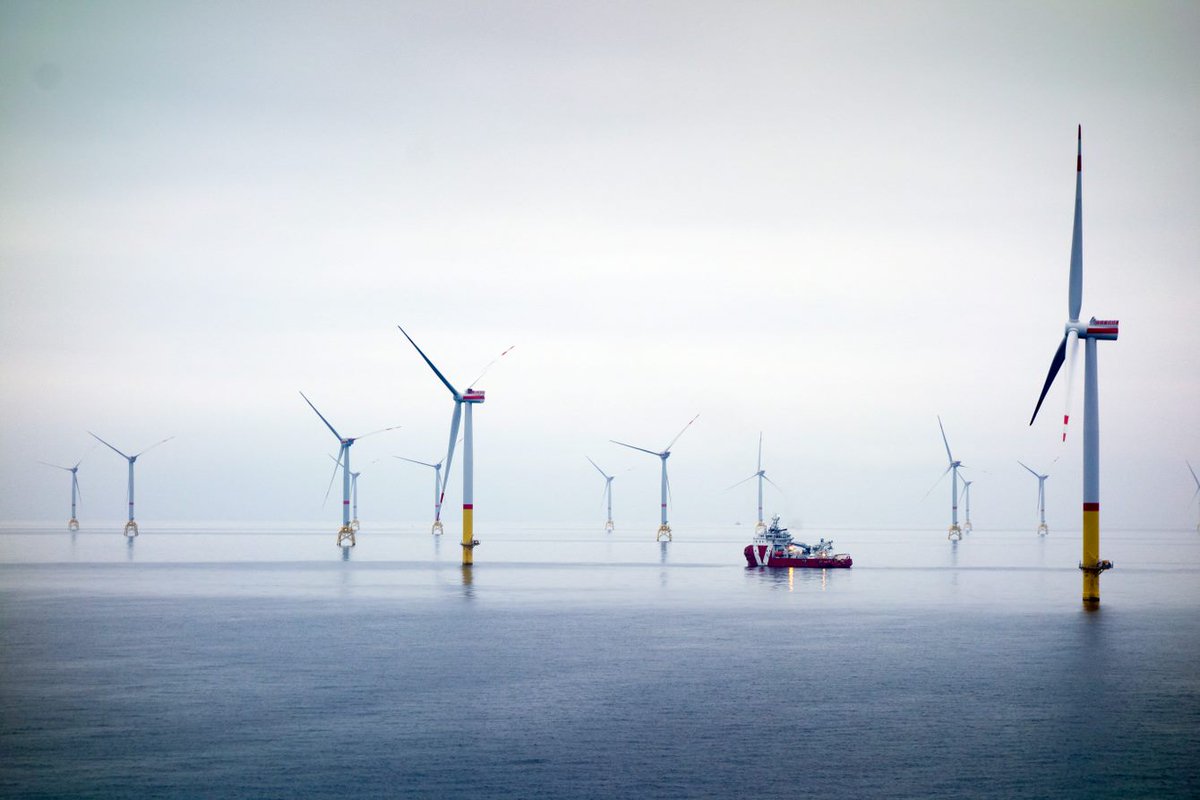 ZeroFour_Hub's tweet photo. We are only 2 miles from @montrose_port, one of the closest to the expanding offshore wind fields in the #NorthSea. With unrivalled access to offshore renewables, we have a strong focus on attracting a #skilledworkforce, becoming an inspirational and innovative business community https://t.co/bGOX0LrPcJ