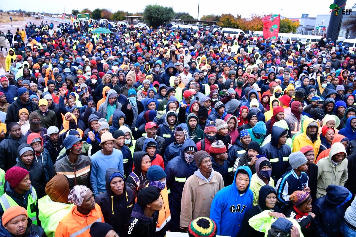 Sinawo_Thambo's tweet photo. Below is an illustration of mastering the art of organising
In 6-days, Youth Day Commemoration and #EFFMarchForJobs, confronting the mining mafia
On the 26th we head to Soweto for Freedom Charter Day, making it 3 programs, in 3 provinces, in 10-days
The EFF is massive. https://t.co/YOPKTPUxfL