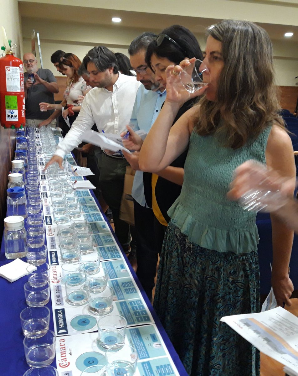 veolia_cv's tweet photo. Gracias a la @camaraalcoy por invitarnos hoy a la jornada celebrada en sus instalaciones para hablar sobre la gestión del #agua 💧 Un placer poder aportar nuestra experiencia y conocimiento en esta materia. https://t.co/Eq3dWHGNdM