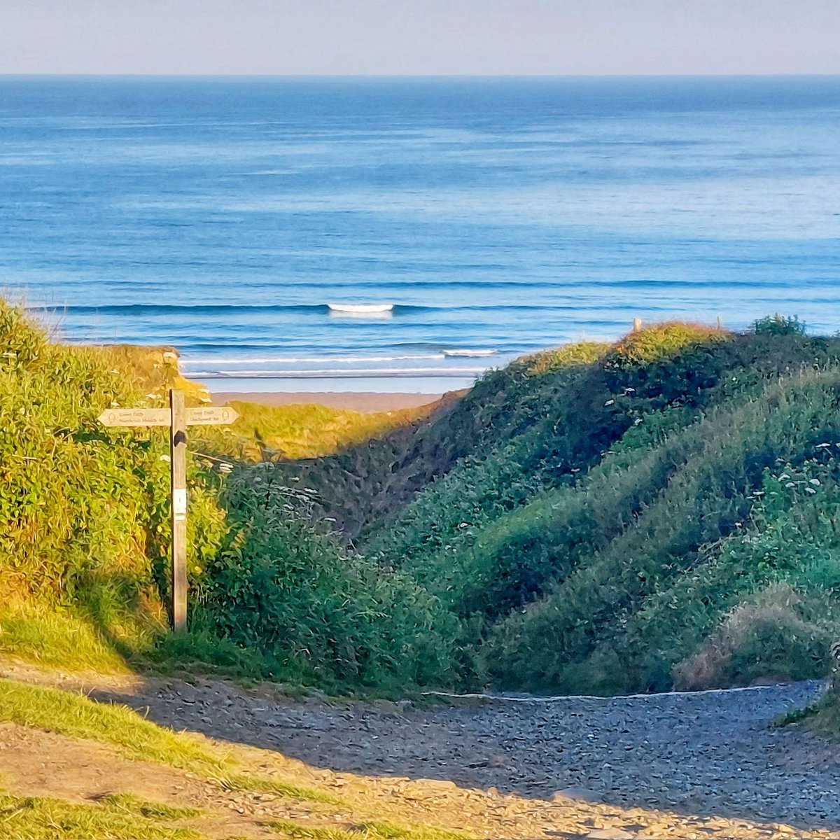 seagerworld's tweet photo. Early doors .....#peace #beauty #Cornwall #localbreak https://t.co/sV6s23GvFk