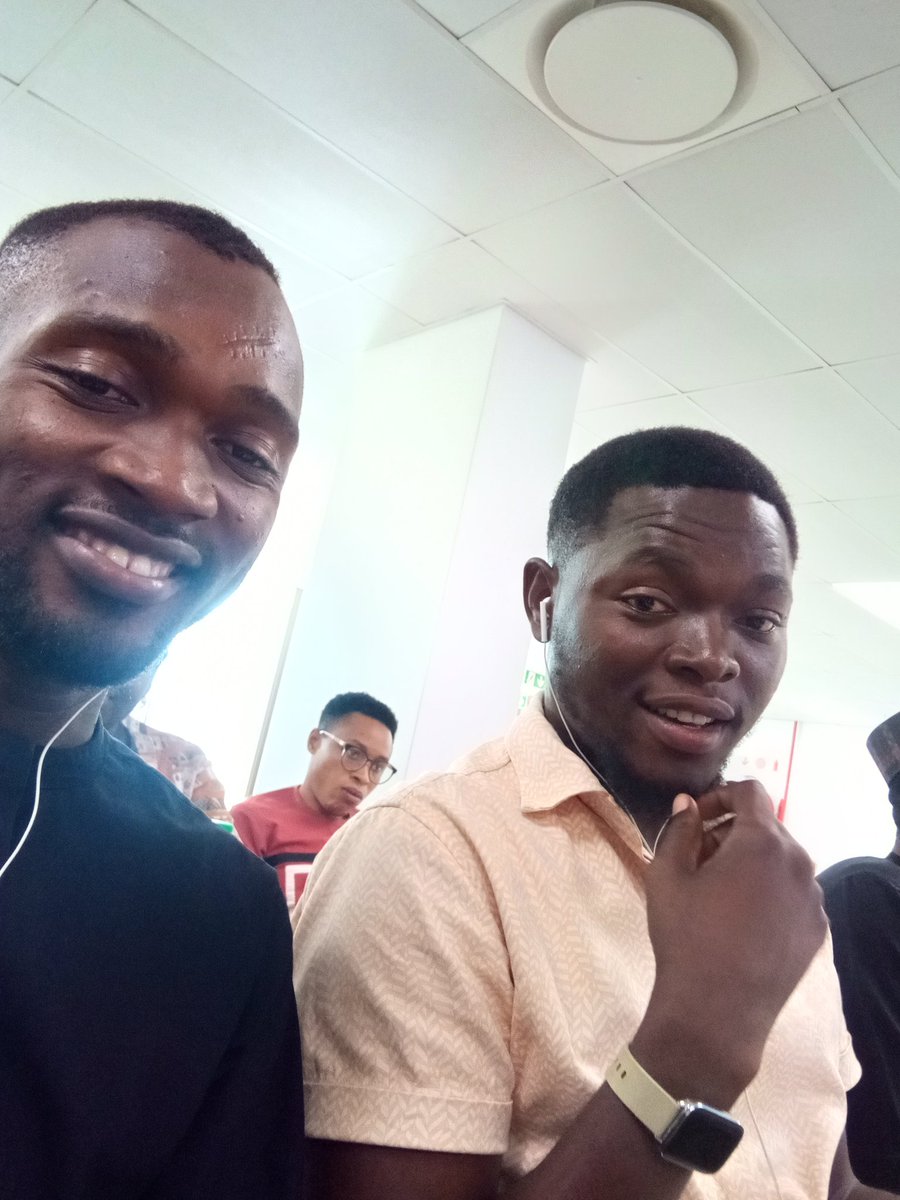 MikeonyiloMike's tweet photo. @forRuralPro @thethrivequeen @arizonafuture @ECAatState @USinNigeria @WashFellowship Glad to be here. Connected with Samson
@forRuralPro https://t.co/KGGA7YoQDO