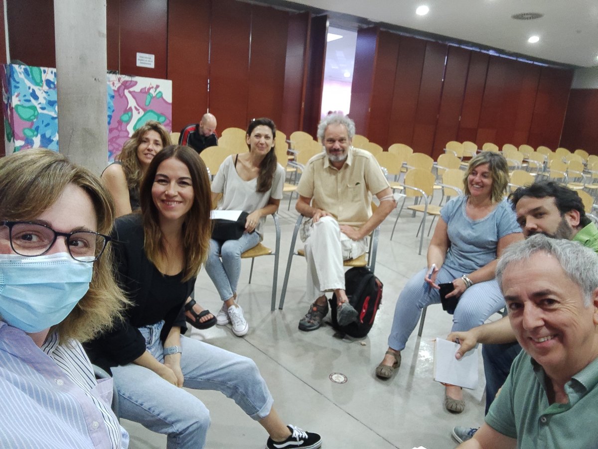 madridsalud's tweet photo. Segundo día del "I Encuentro de profesionales municipales que intervienen en Juventud"
Ha inagurado el día @AniortePepe
delegado de familias, igualdad y bienestar social
Hoy buscamos mejoras para la #juventud en formato #workcoffee 

#MadridEsJoven #TrabajoEnRed #Madrid https://t.co/8ApUmURjZk