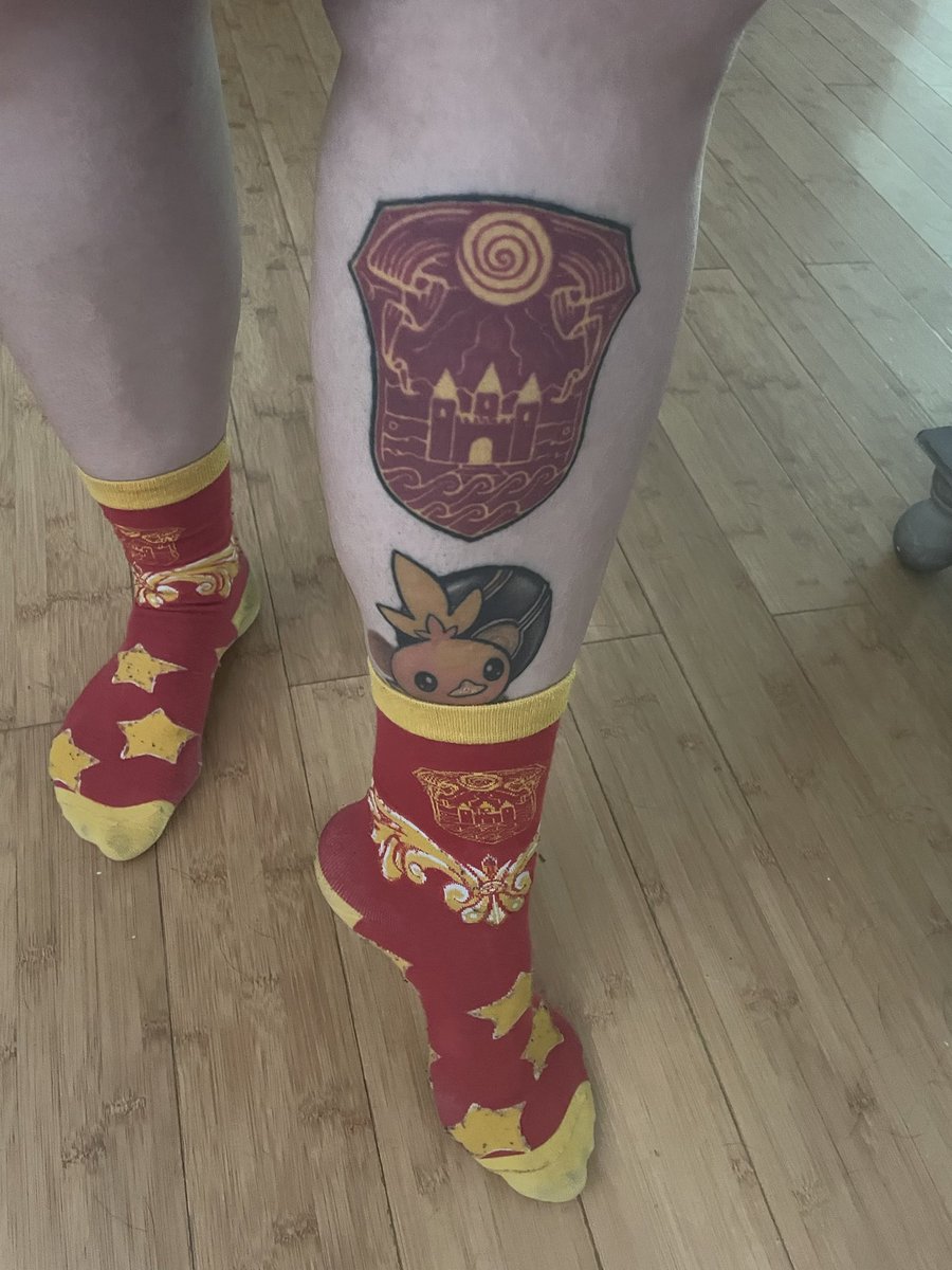inocentbisander's tweet photo. Just had to wear my favorite socks on my birthday, look how well they match :P 
@ThomasSanders https://t.co/xcZiLGHd90