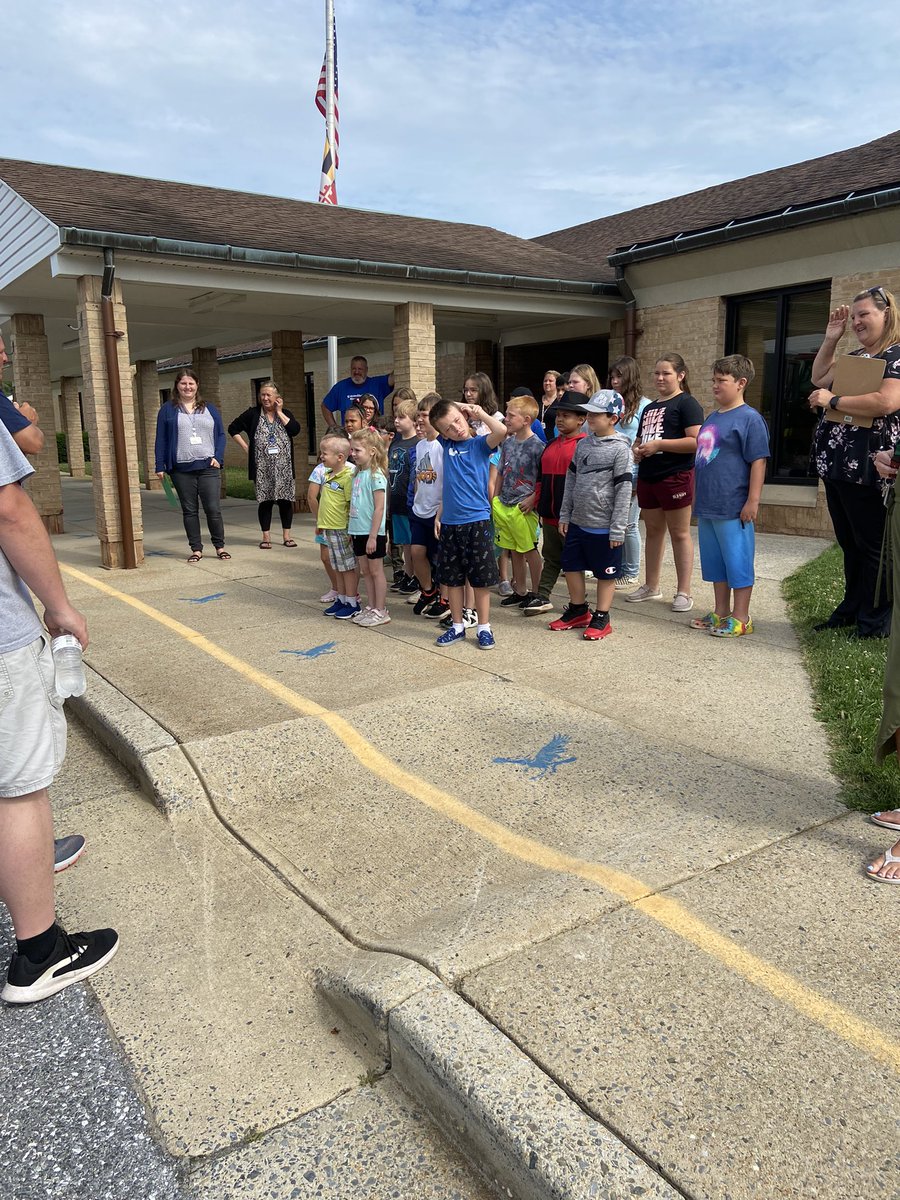 sharistone_FCPS's tweet photo. Today our Vigilant Hose Company came to visit for @FCPSElevate @MadiganFCPS https://t.co/pnuunJrJv6