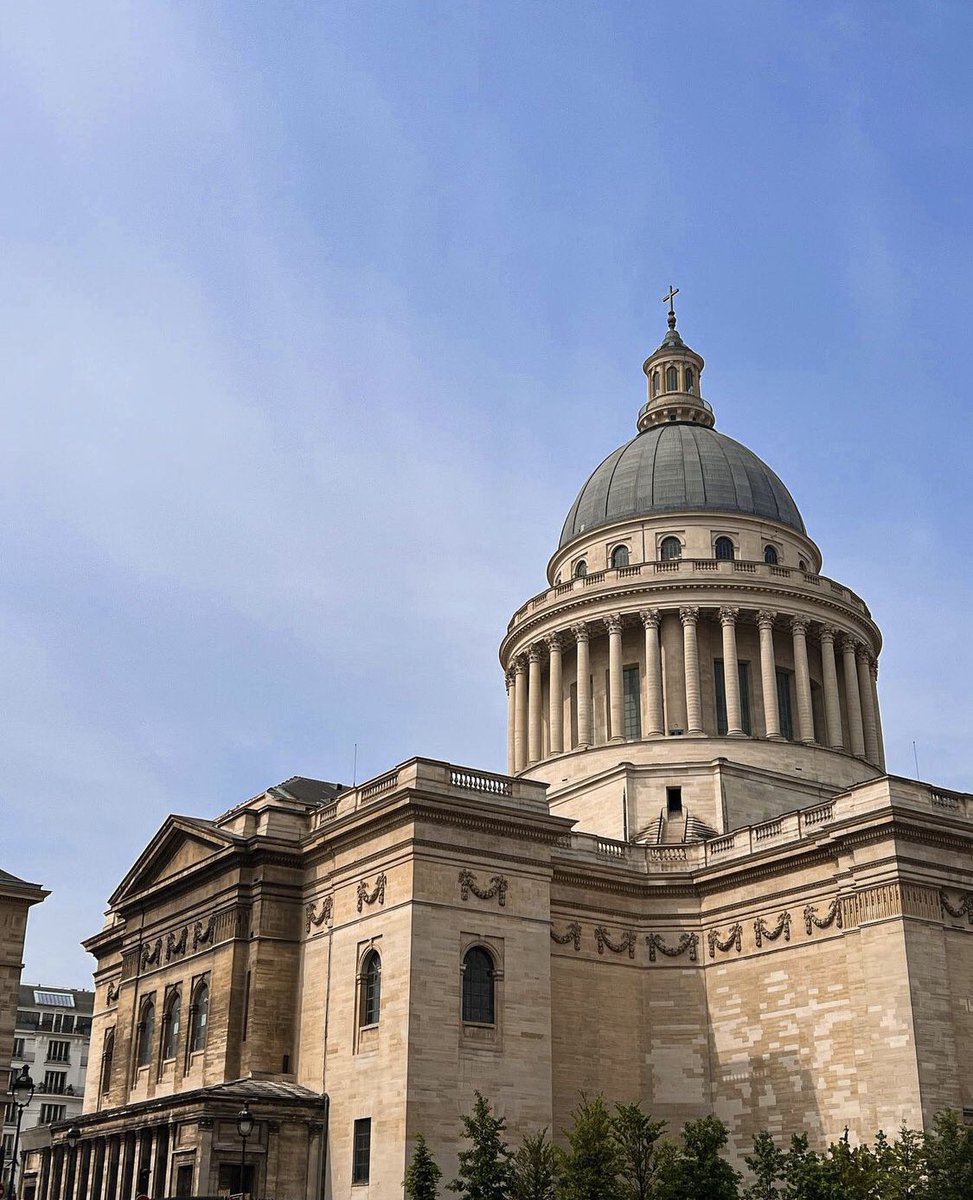 CatherineVrdr's tweet photo. Panthéon on a beautiful sunny day ☀️ https://t.co/WmQXhKqj1H