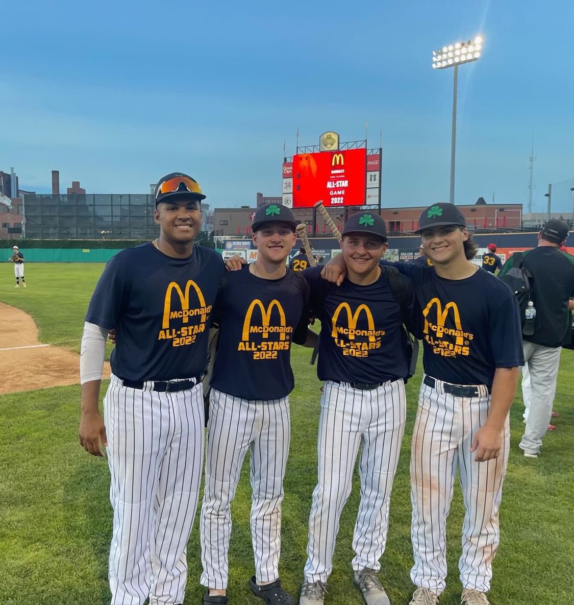 pnd_baseball's tweet photo. Wonderful night of baseball for these boys. Congratulations to our three seniors on amazing high school careers and good luck off in college. @GeloHightower @ILSteelBaseball @AlexOsmulski @MCScotsBaseball @BradyOsmulski @SRC_Baseball @IRiverhawks @lawson_alwan_24 @oxwood_2025 https://t.co/oHG7Hr8GAJ